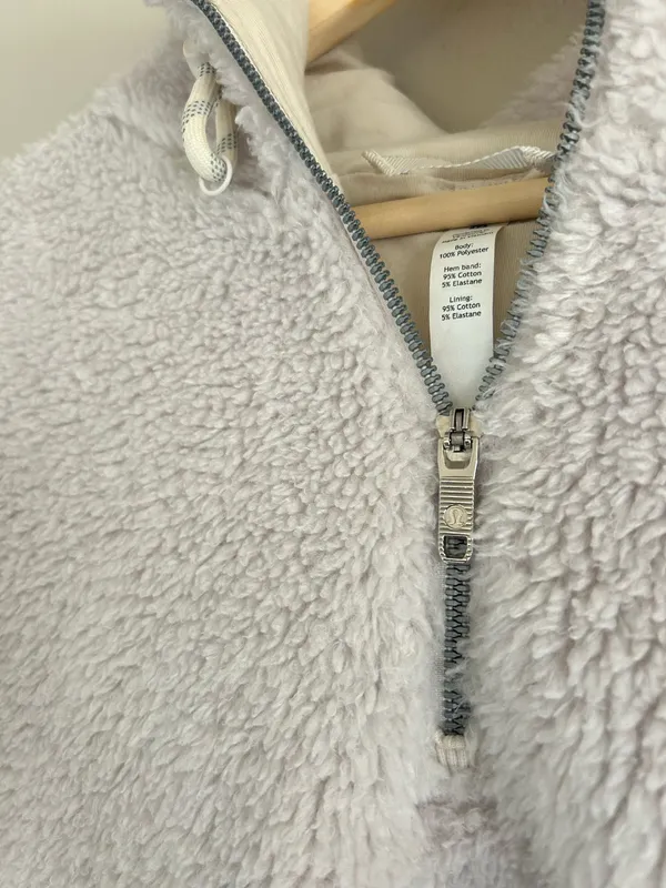 Lululemon Size 10 Oh So Sherpa Half Zip Soft Fleece Hoodie White Pullover - Image 5