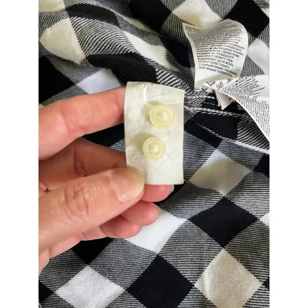 Buffalo Plaid Button Down Shirt sz Large Black White Preppy Minimalist Timeless - Image 9