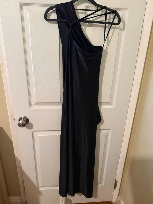 OYS Black Satin One Shoulder Ruched Maxi Dress NWT Size Small - Image 6
