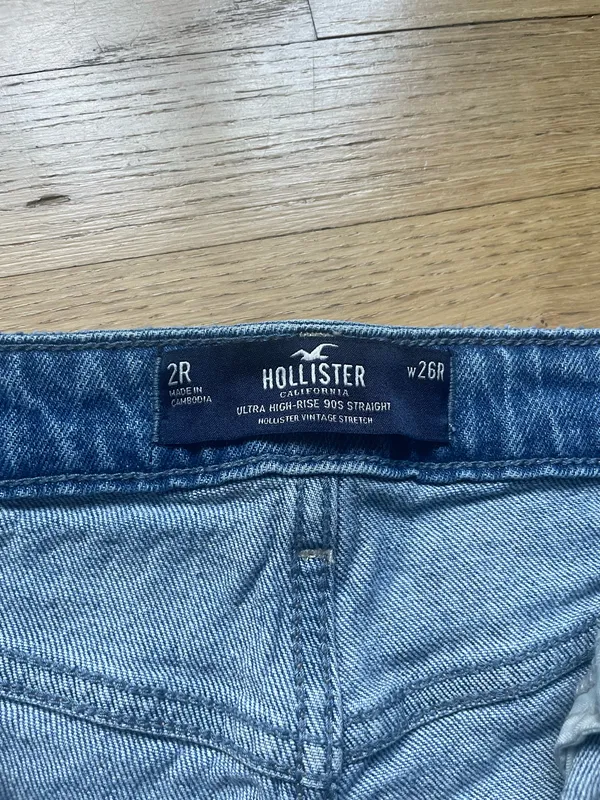 Hollister Jeans Ultra High-Rise Straight 90s - Image 3