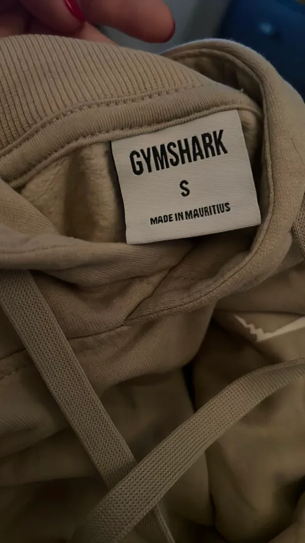 Gymshark Cropped Hoodie - Image 2