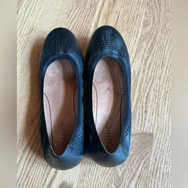 VIONIC leather loafers 🌷🌷 - Image 12