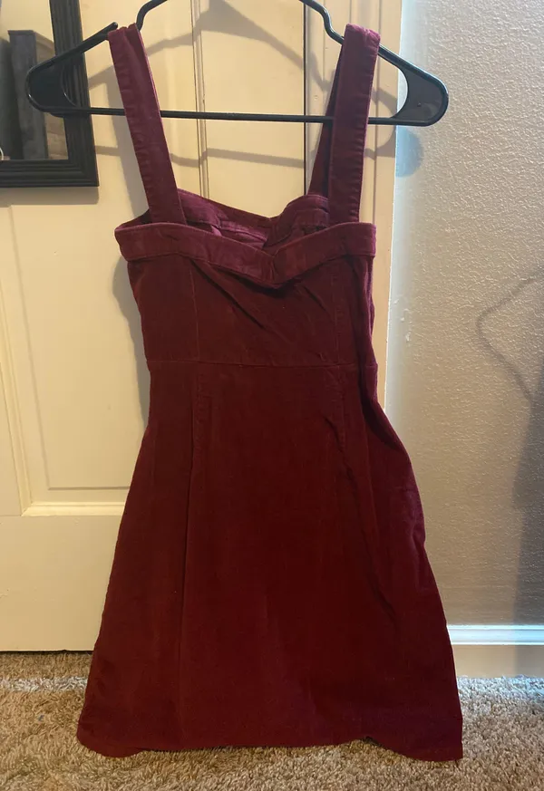 Hollister Maroon velvet button down dress - Image 2