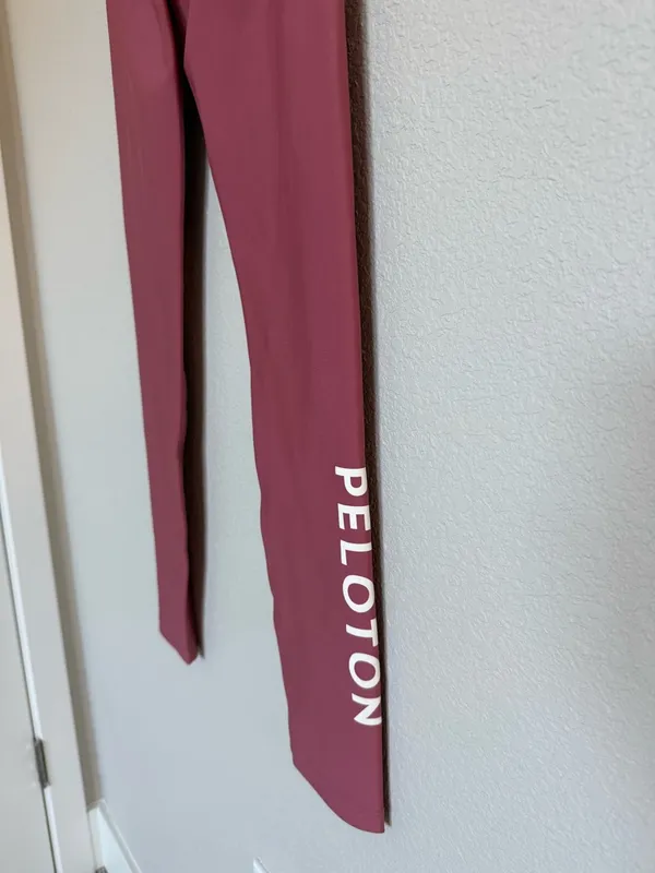 NEW Peloton Solid Flex Leggings Pink‎ Activewear Workout Gym Cycling Pants NWT - Image 3