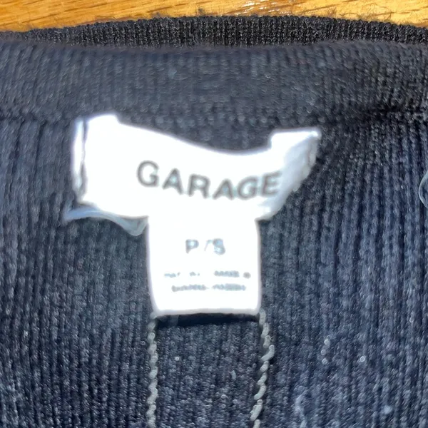 Garage black long sleeve top - Image 4
