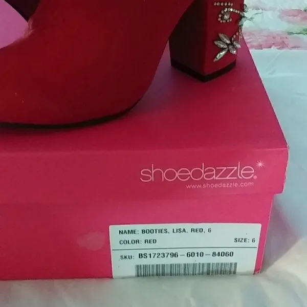 NIB Shoedazzle Lisa size 6 beautiful Red Jeweled ankle Boots with 4” heel - Image 3