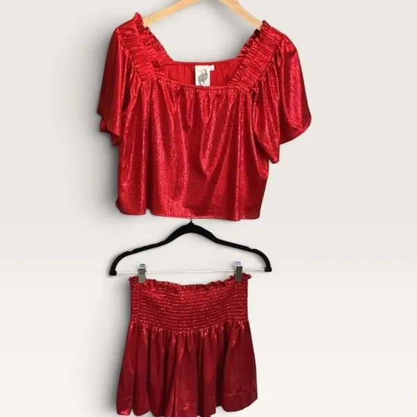 Queen of Sparkles Red Metallic Smocked Top and Ruffle Shorts Set Medium - Image 7
