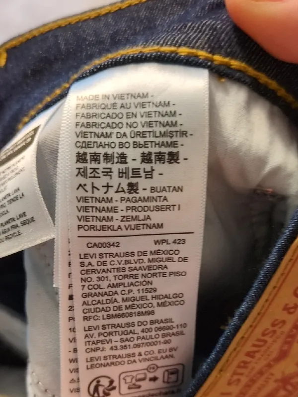 Levi's 726 Flare Jeans Size 27x32 - Image 3