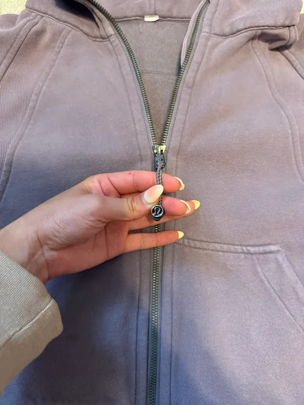 Lululemon Scuba Oversized Full-Zip Hoodie - Image 2
