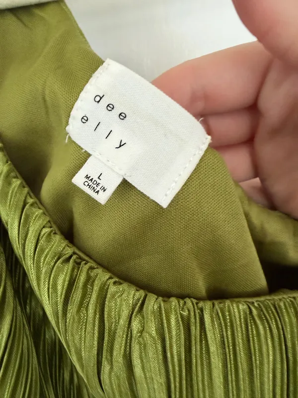 VICI Green One-Shoulder Dress - Image 4