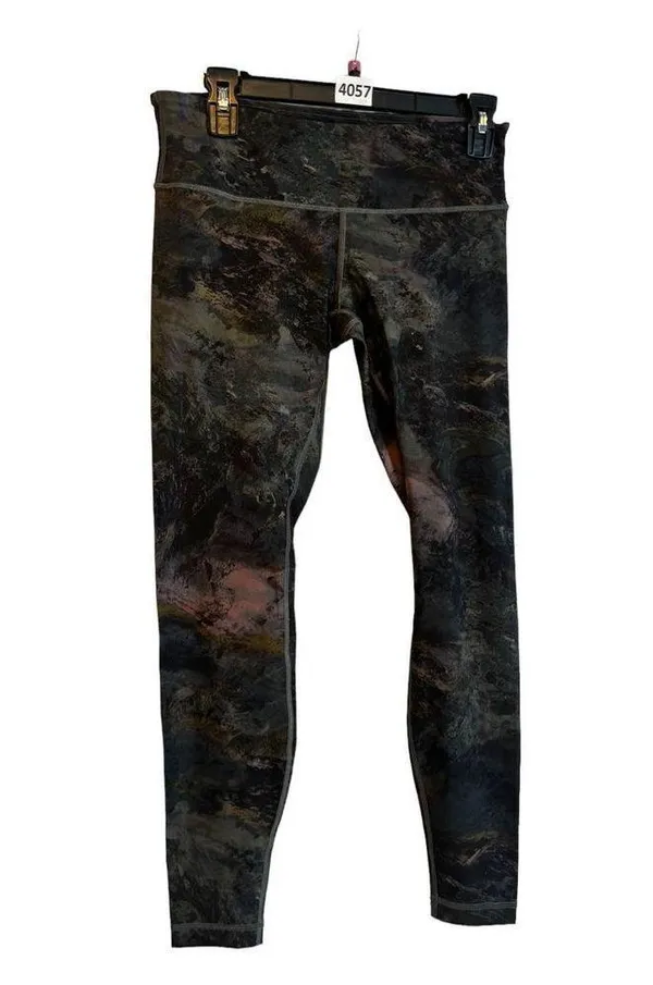 Lululemon Wunder Under Radiant Multi Marble Size 8 (note flaw) 27” inseam - Image 2