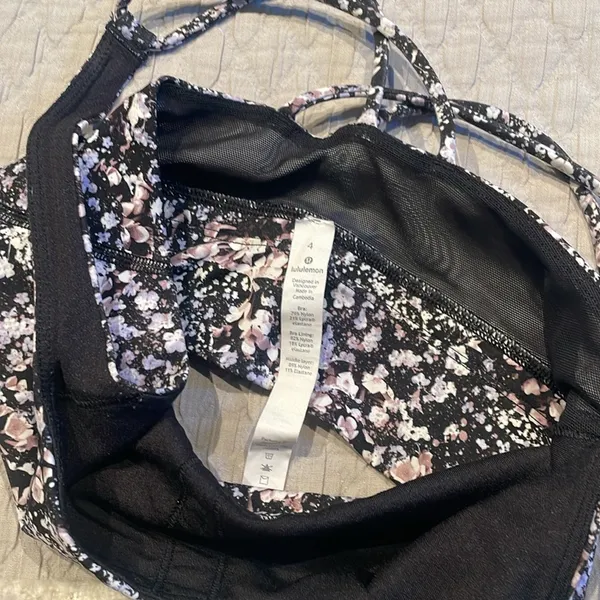 Lululemon Free to be Bra Long Line Black Pink Floral Spritz-Multi Size 4 - Image 4