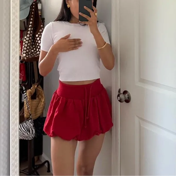 Zara Bold Red Textured Bubble Skirt - Image 4
