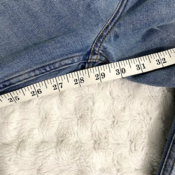 NWT Abercrombie & Fitch Curve Love The 90s Slim Straight Jeans 27/4 Short - Image 9