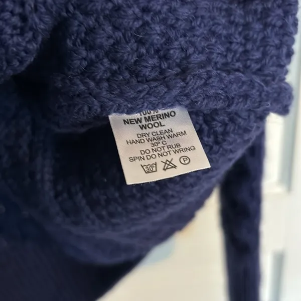 Shades of Aran Ireland Wool Sweater - Image 3