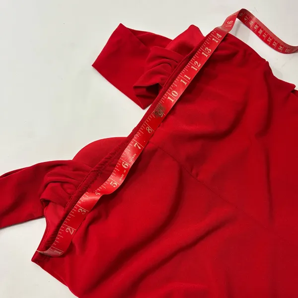 ⬇️SLEEVELESS RED TOP Size M - Image 7