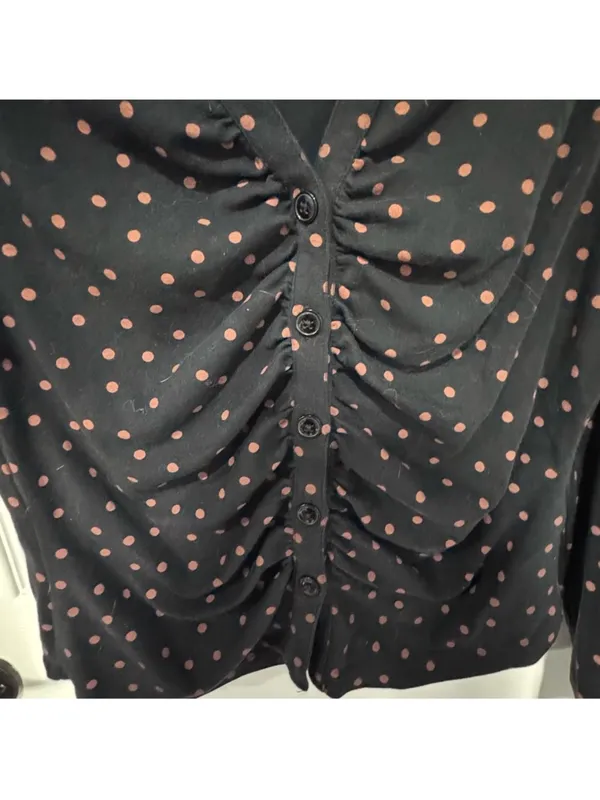 Maeve Anthropologie Ruched Button Front Top XL Black Tan Polka Dot Stretch - Image 4