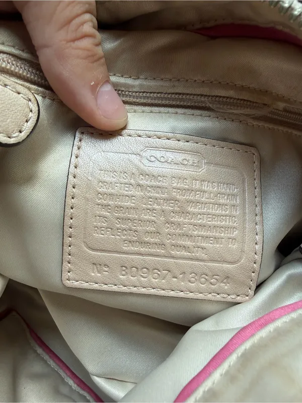 Vintage Coach Ali hobo shoulder bag pebbled leather shoulder bag - Image 4