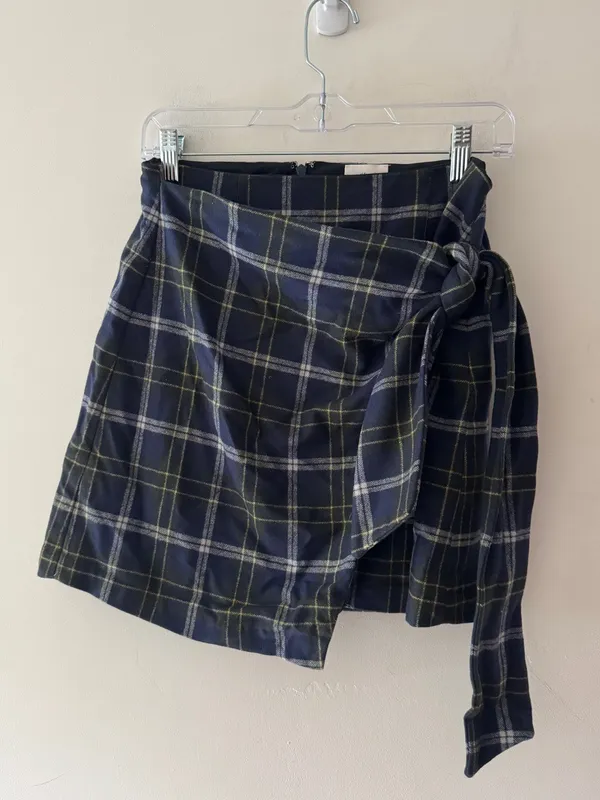 Aritzia Wilfred Wrap-Front Plaid Skirt Wool Cashmere Blend - Image 3