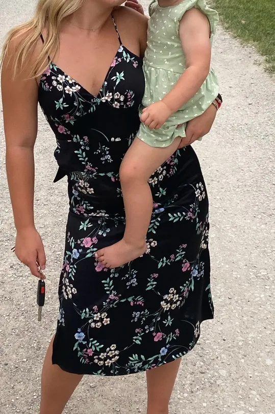 small black floral dress - Image 2