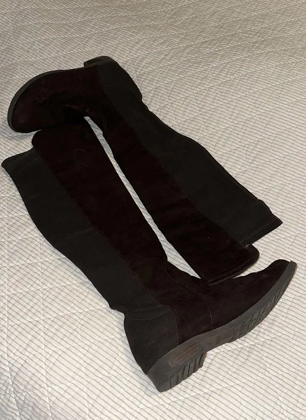 Boots - Image 2
