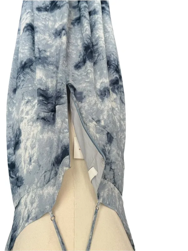 ASTR The Label - NOW Holland Blue Tie Dye Ruffle Maxi Dress Sz L - Image 7