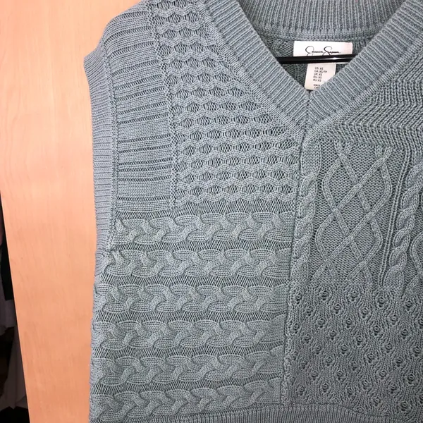 Jessica Simpson Sweater Vest - Image 4