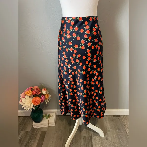 J.Crew Pull-On Slip Skirt in Poppy Fields Floral Midi - Image 3
