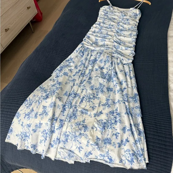 SheIn Blue and White Floral Maxi Dress - Image 2