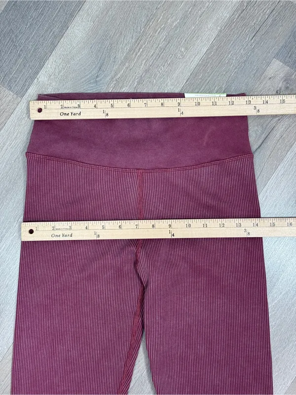 Aerie Offline Main Squeeze Ribbed Waffle Snap Ankle Hi Rise Leggings‎ Maroon M - Image 9