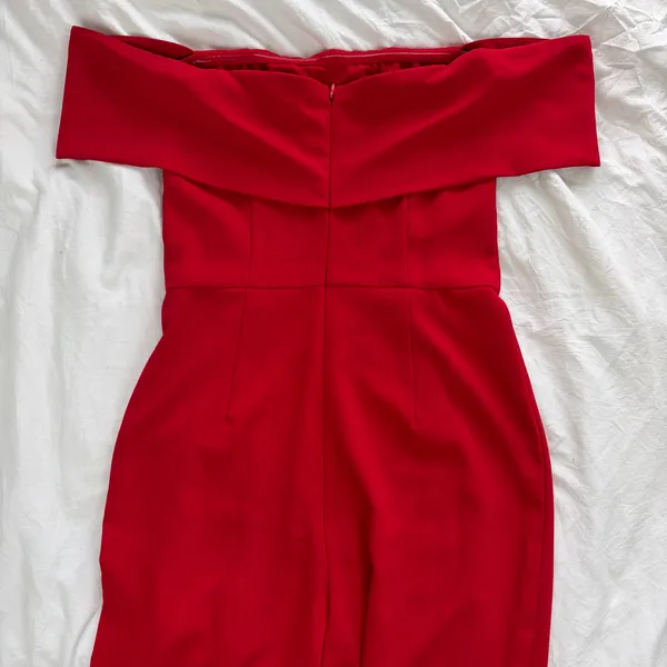Superdown red off the shoulder pantsuit - Image 4