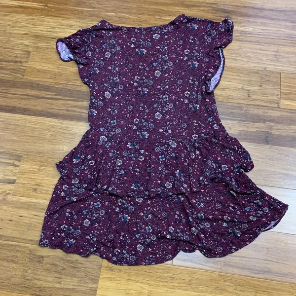 Aeropostale Floral Ruffle Hem Top Burgundy Flutter Sleeve Womens Size‎ Small - Image 4