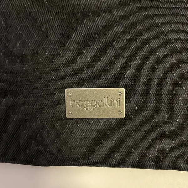 BAGGALLINI BRAND PURSE CANVAS LIKE MATERIAL - Image 2