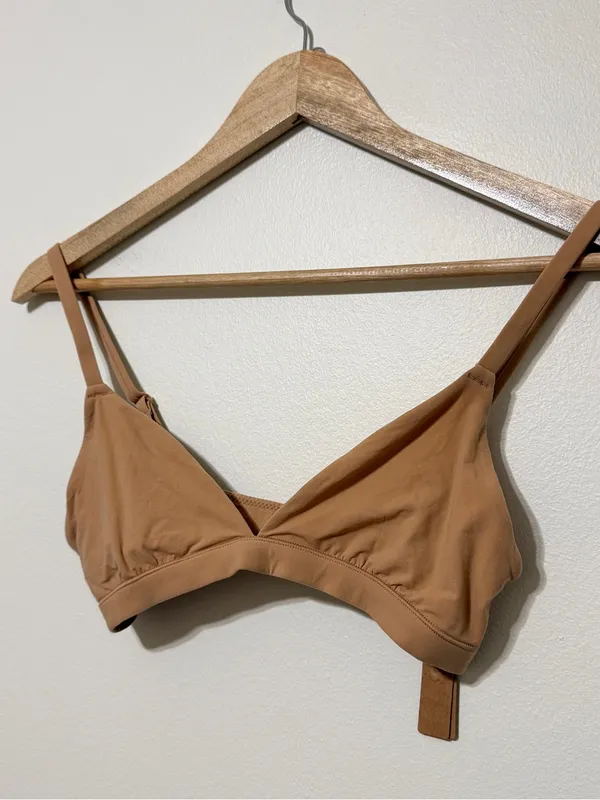 New Skims Fits Everybody Triangle Bralette Size Small Nwt Ochre Tan - Image 3