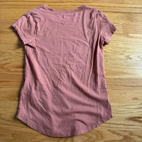 Abercrombie & Fitch Mauve Amour Is The Answer Graphic T-Shirt 100% Cotton XXS - Image 5