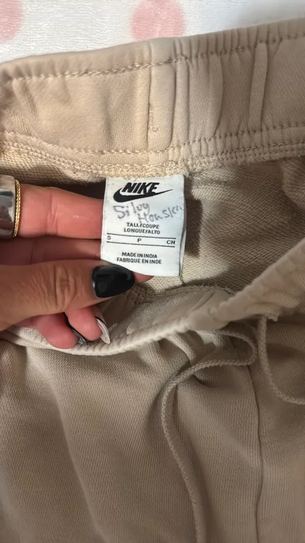 Nike Dri-Fit Sweatpants - Image 2