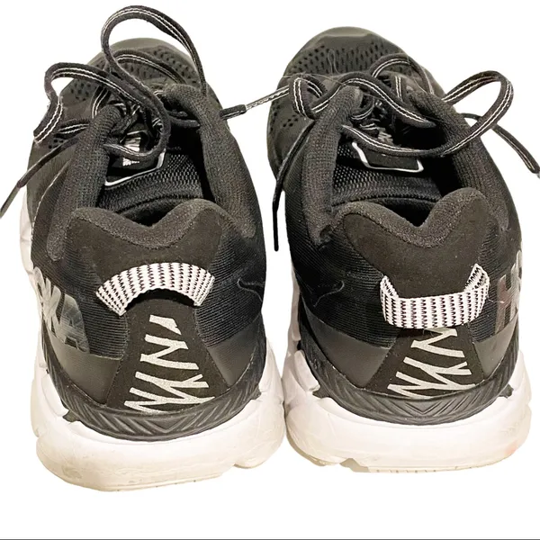 Hoka One One Womens 10 Clifton Black/White‎ Mesh Athletic Sneaker Shoe - Image 5