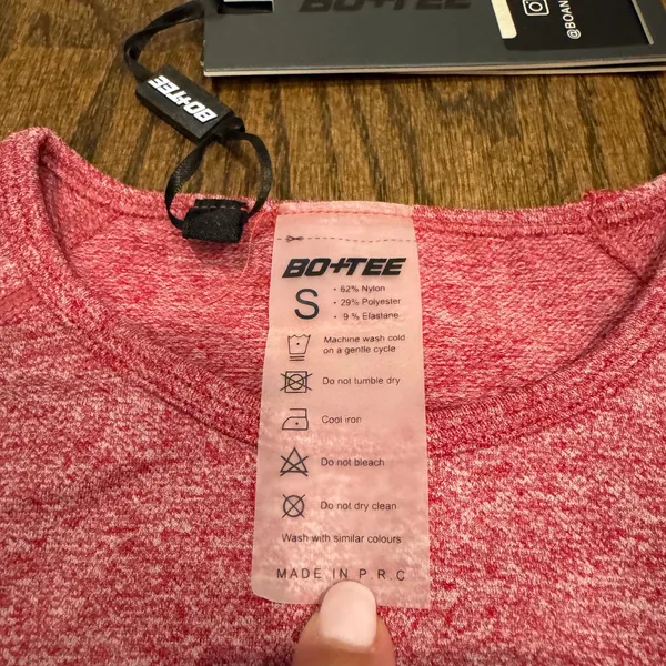Bo+Tee Womens Batch A Melange Red Seamless Short Sleeve Crop Top Size Small NEW - Image 3