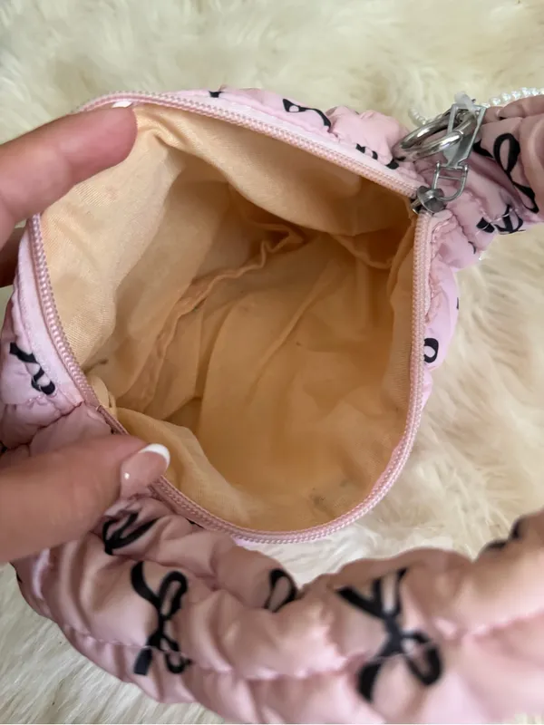 Boutique Pink Quilted Mini Tote with Pearl Bow Charm - Image 4