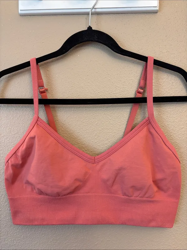 lululemon athletica 10 Rose Mauve Convertible Racerback Light Support Sports Bra - Image 5