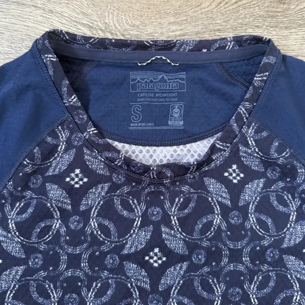 Patagonia Capilene‎ Midweight Crew Women's Small Artic Ox Geo Blue Baselayer Top - Image 6