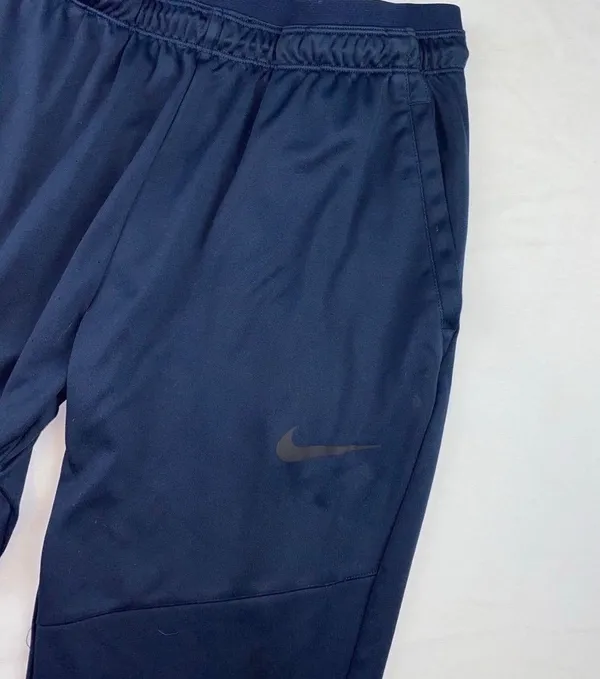 Nike sweatpants - Image 4