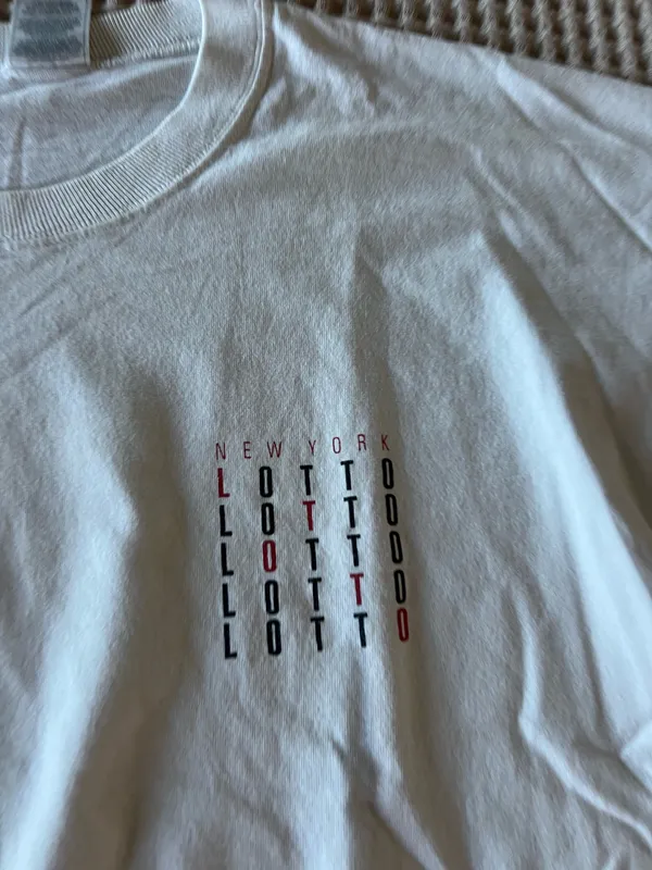 Lotto New York white cotton t-shirt with black text graphic, size XL #newyork - Image 4