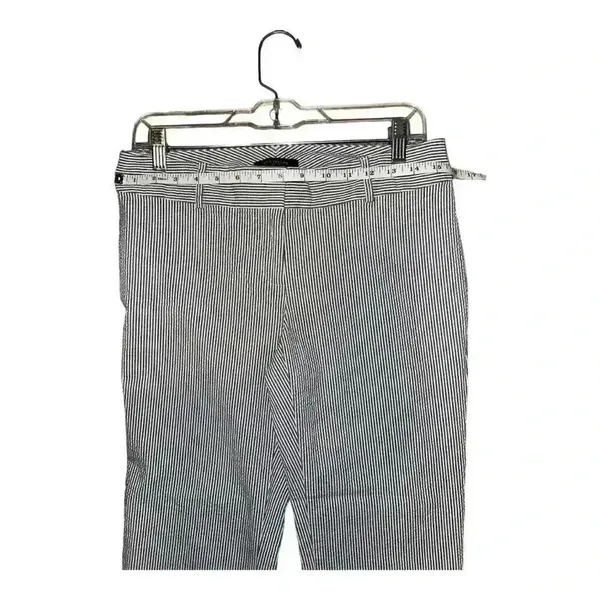 Ann Taylor Gray/White Striped Casual Ankle Pants,‎ Size 4 - Image 4