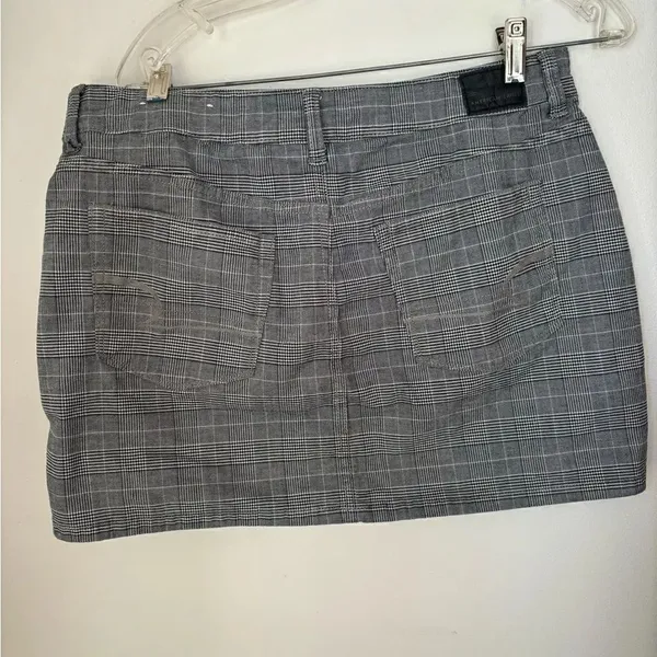 American Eagle Hi Rise Mini Skirt Size 12 Glen Plaid Grey - Image 7