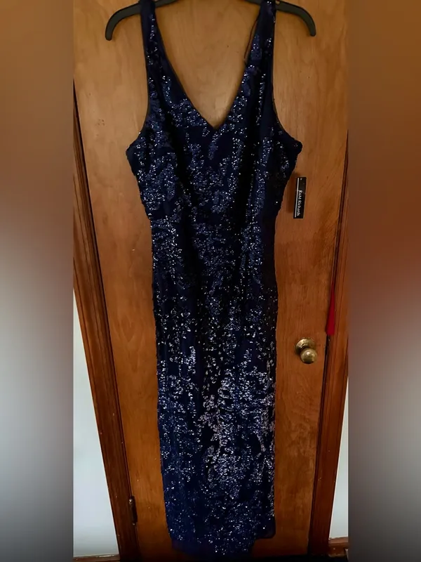 R&M Richards Navy Sequin V-Neck Evening Gown Maxi dress NWT Size 16 wedding - Image 5
