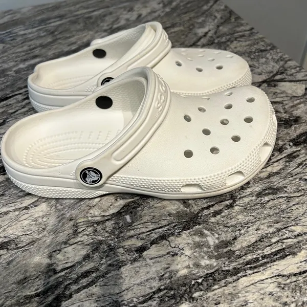 CROCS White Sandals with Signature Perforated Design - Image 5