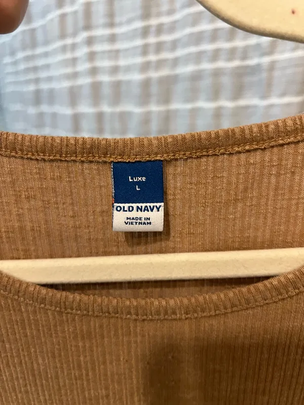 Old Navy Brown Top - Image 3