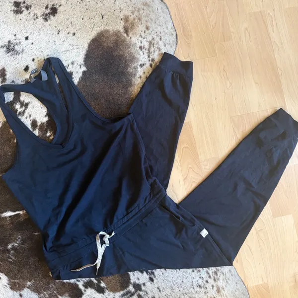 VUORI‎ Lux Sleeveless Jumpsuit In Heather black Size Small - Image 3
