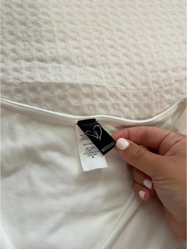 White Cutout Short Sleeve - Image 4